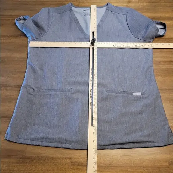 FIGS Casma Scrub Top Women’s Large Graphite 3-Pocket EUC - Picture 4 of 8